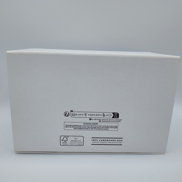 PRADA White Textured Rigid Gift Box • Magnetic Closure • 7.5x4.75x4.5 UNUSED - Picture 3 of 7